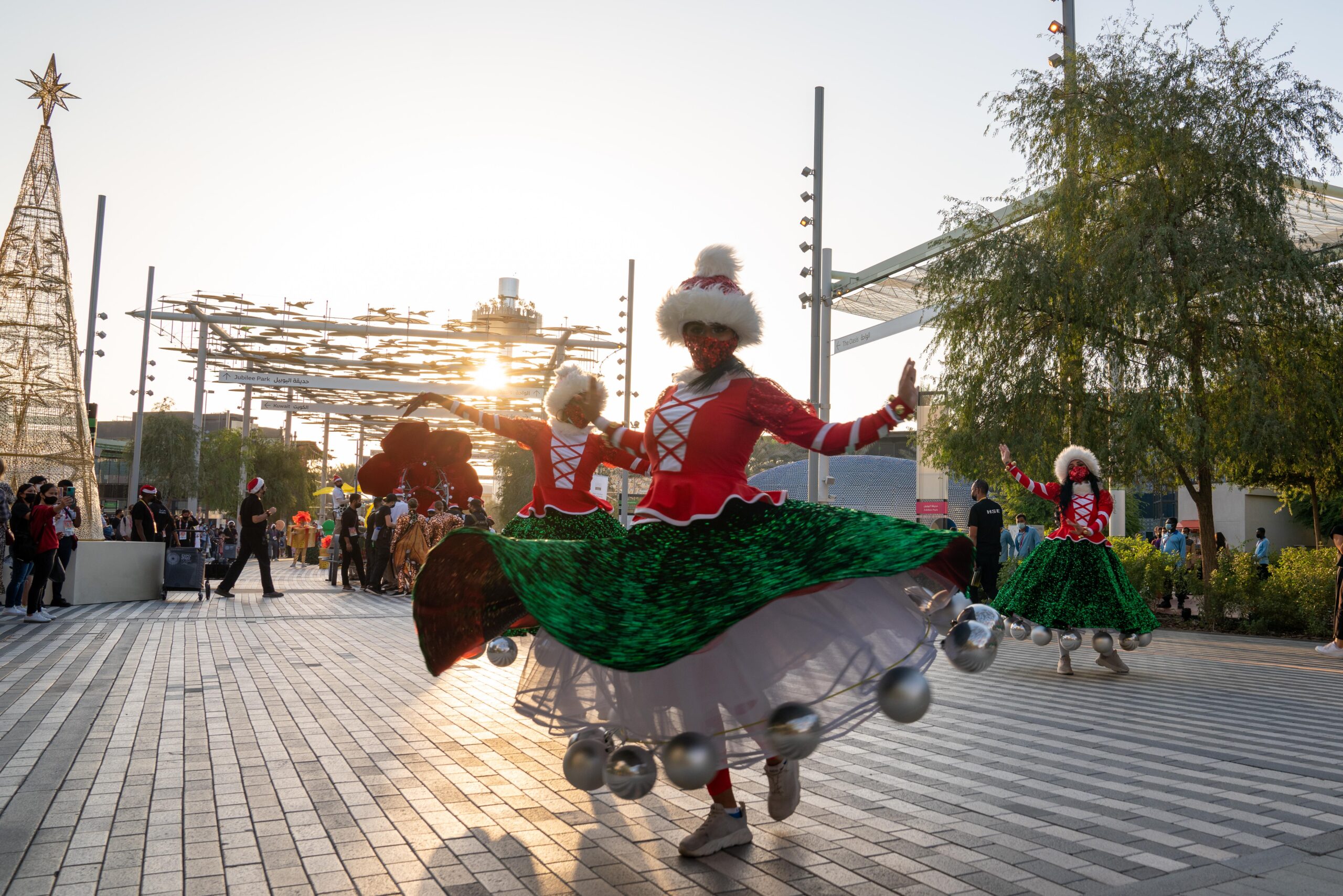 DUBAI, 10 December 2021. Christmas Parade on Ghaf Avenue, Expo 2020 Dubai. (Photo by Miaad Mahdi/Expo 2020 Dubai)